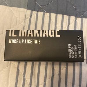 Il Makiage woke up like this foundation